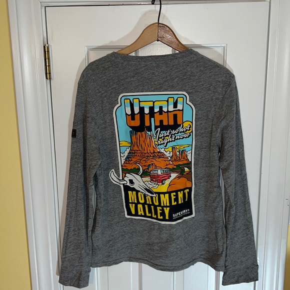 Women’s Superdry Graphic long sleeve T - Picture 1 of 4